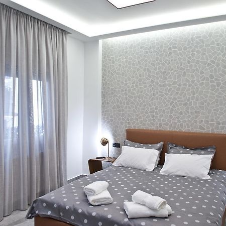 Iris Apartment เทสซาโลนิกิ ภายนอก รูปภาพ