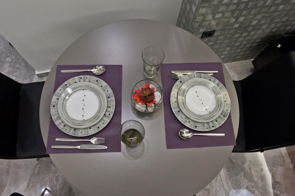 Iris Apartment เทสซาโลนิกิ ภายนอก รูปภาพ